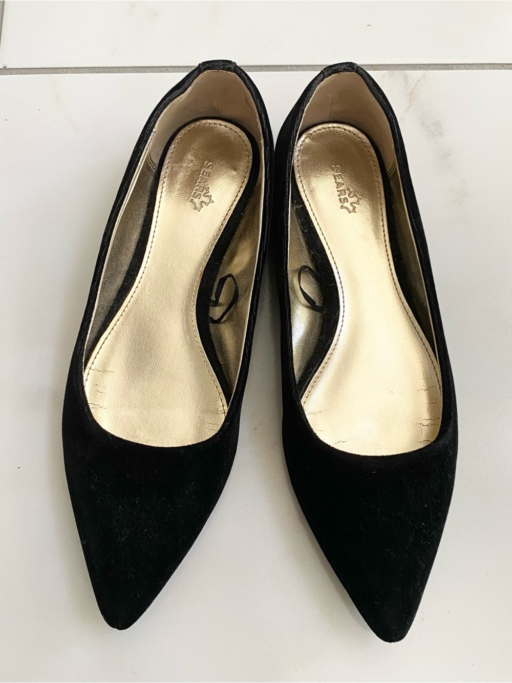 Sears Black Velvet Pointed-Toe Women’s Flats (US 6)